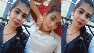 Slim Horny Mallu Girl Pressing Her Boobs Showing BF Update