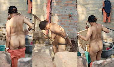 Desi Village Milf Bhabhi Nude Secretly Recorded Video