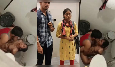 Horny College Couple Fucking in Bathroom Hidden Camera